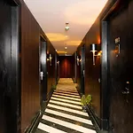 Foxoso Hotel, Delhi Airport