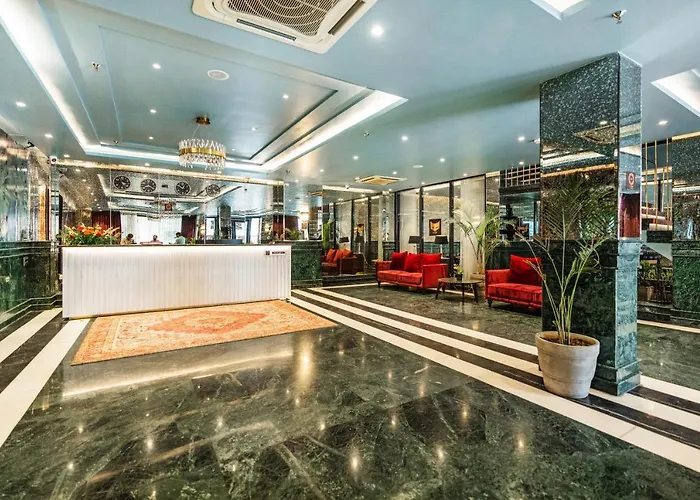 Foxoso Hotel, Delhi Airport