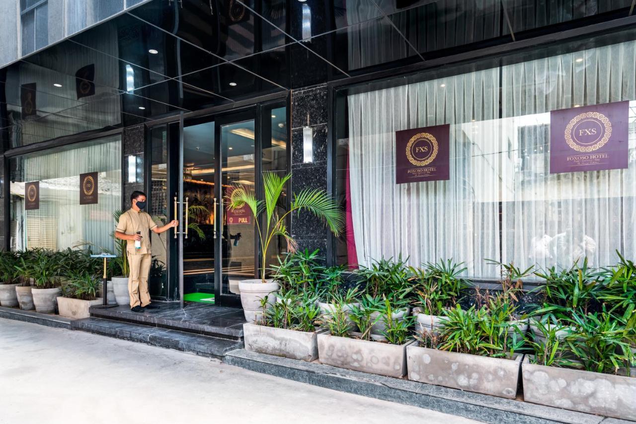 Foxoso Hotel, Delhi Airport 4*