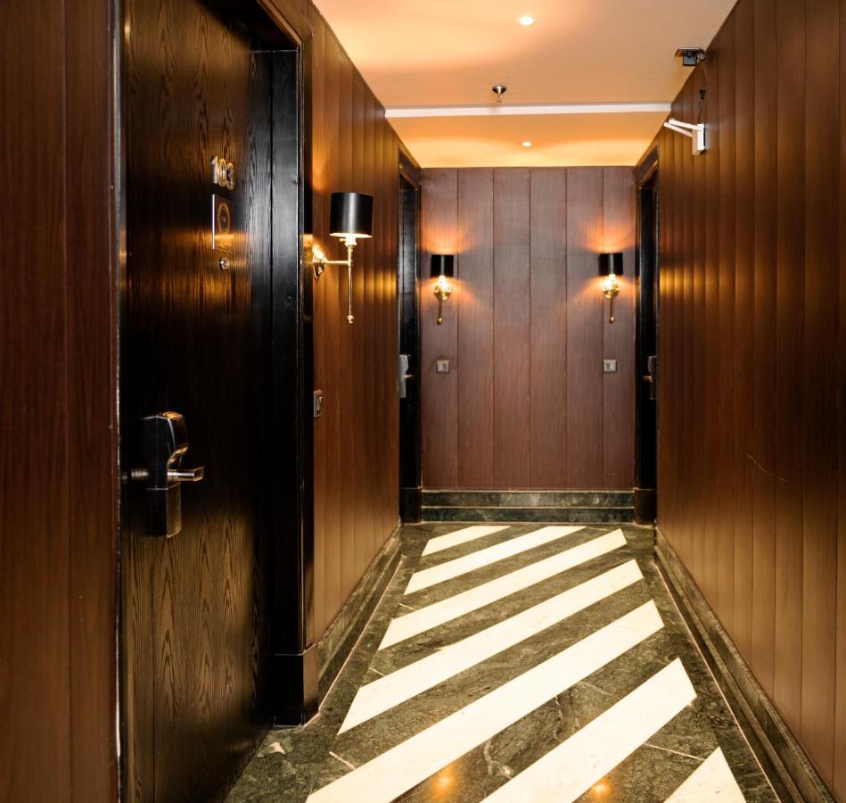 Foxoso Hotel, Delhi Airport 4* New Delhi