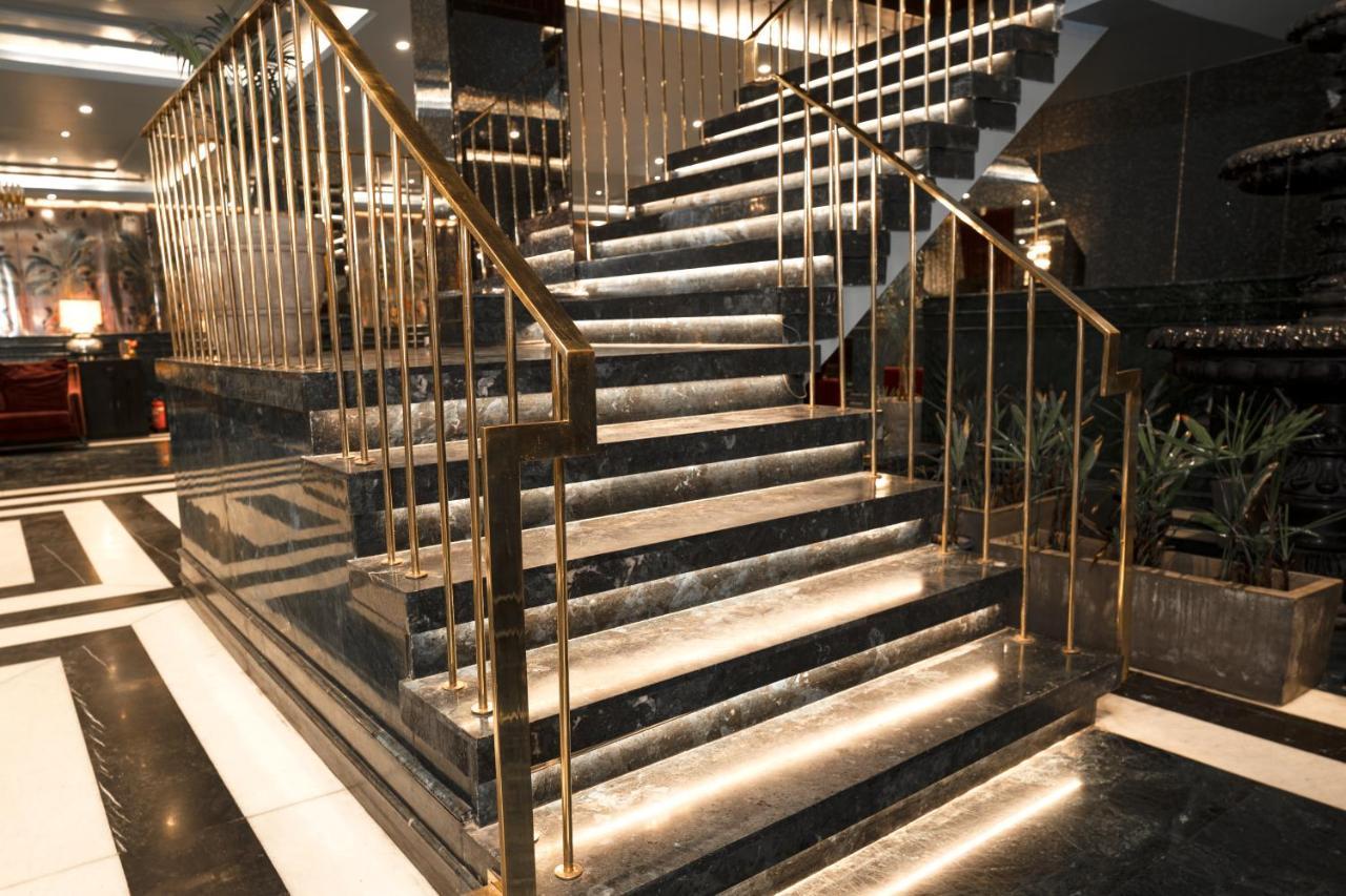 Hotel Foxoso Hotel, Delhi Airport New Delhi