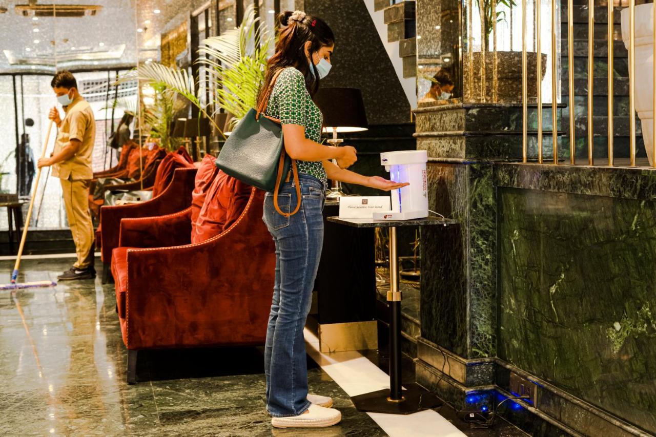 Foxoso Hotel, Delhi Airport New Delhi